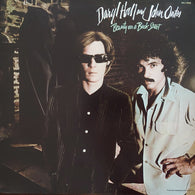 Daryl Hall And John Oates* – Beauty On A Back Street – Used LP